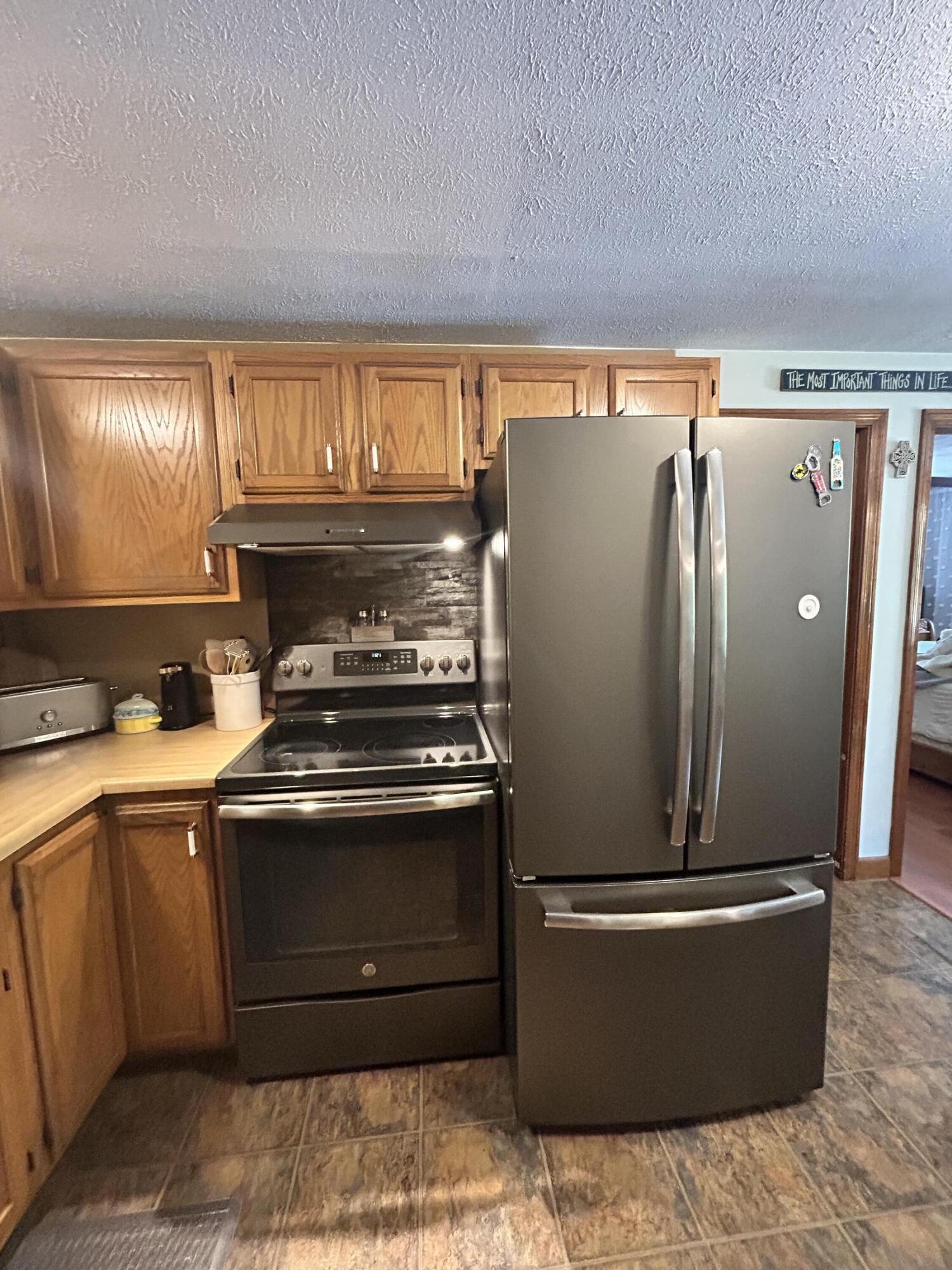 208 New Road Arundel, ME 04046 - Photo 35 of 64 IMG_2339