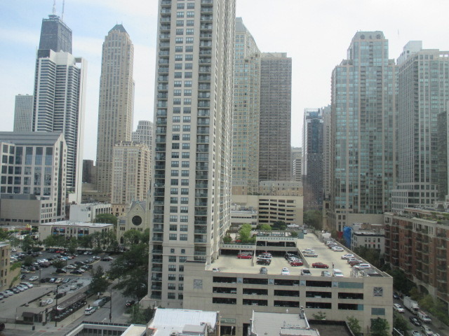 70 West Huron Street, Unit 1302 Chicago, IL 60654 - Photo 5 of 11