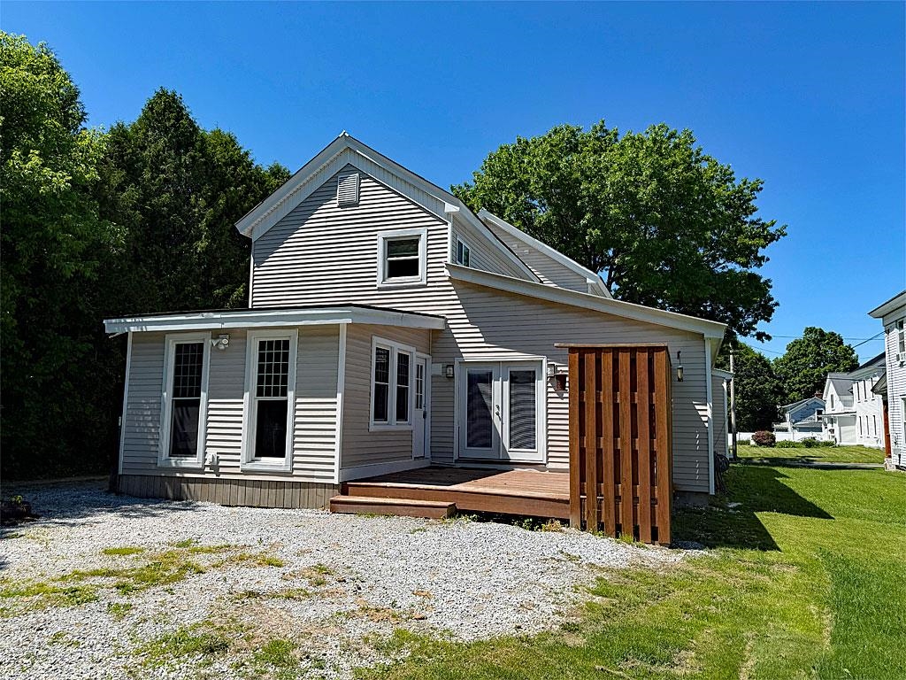80 Crescent Street Rutland, VT 05701 - Photo 3 of 40
