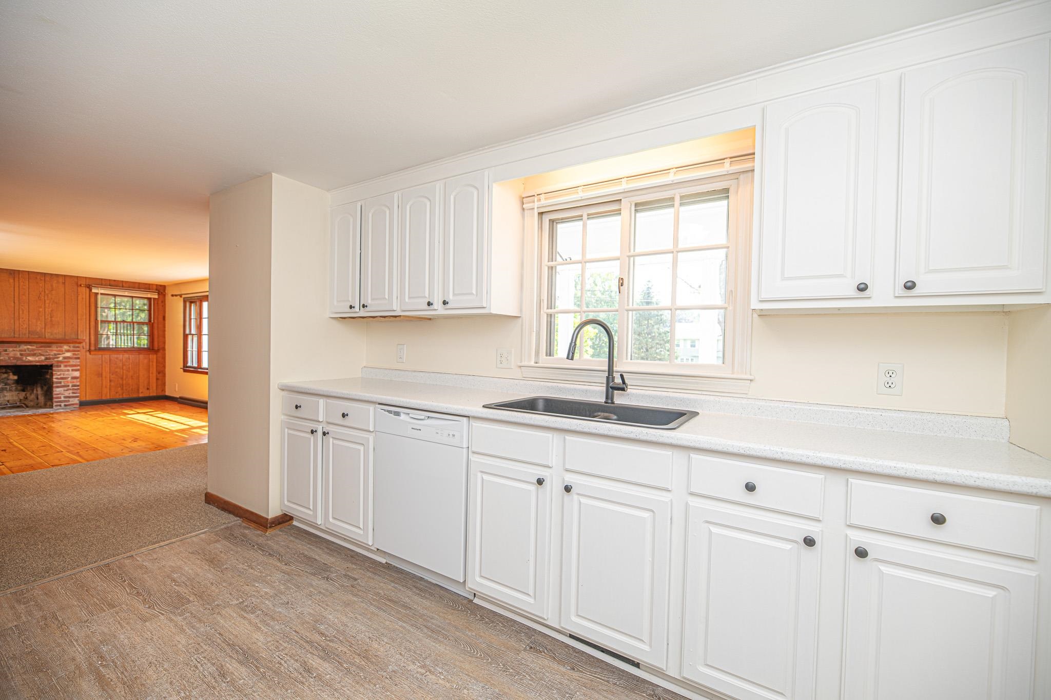 21 Dow Lane Rye, NH 03870 - Photo 7 of 38