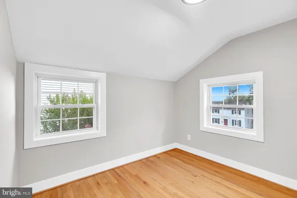 $730,000 | 5105 11th Street South, Arlington, VA 22204