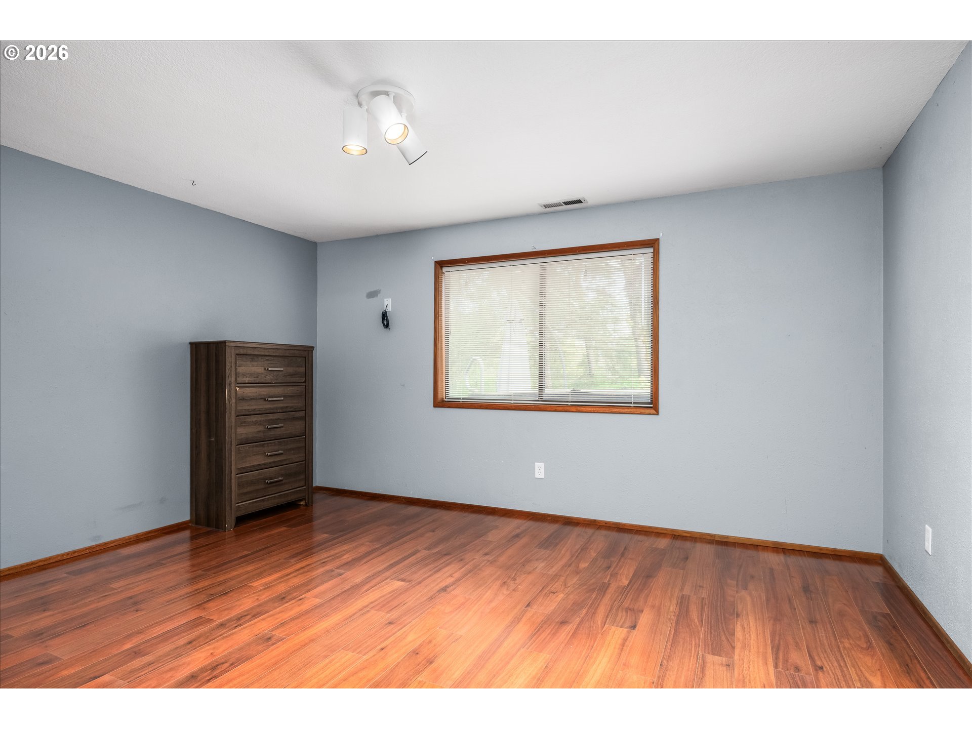 38613 Highway 58 Dexter, OR 97431 - Photo 16 of 30