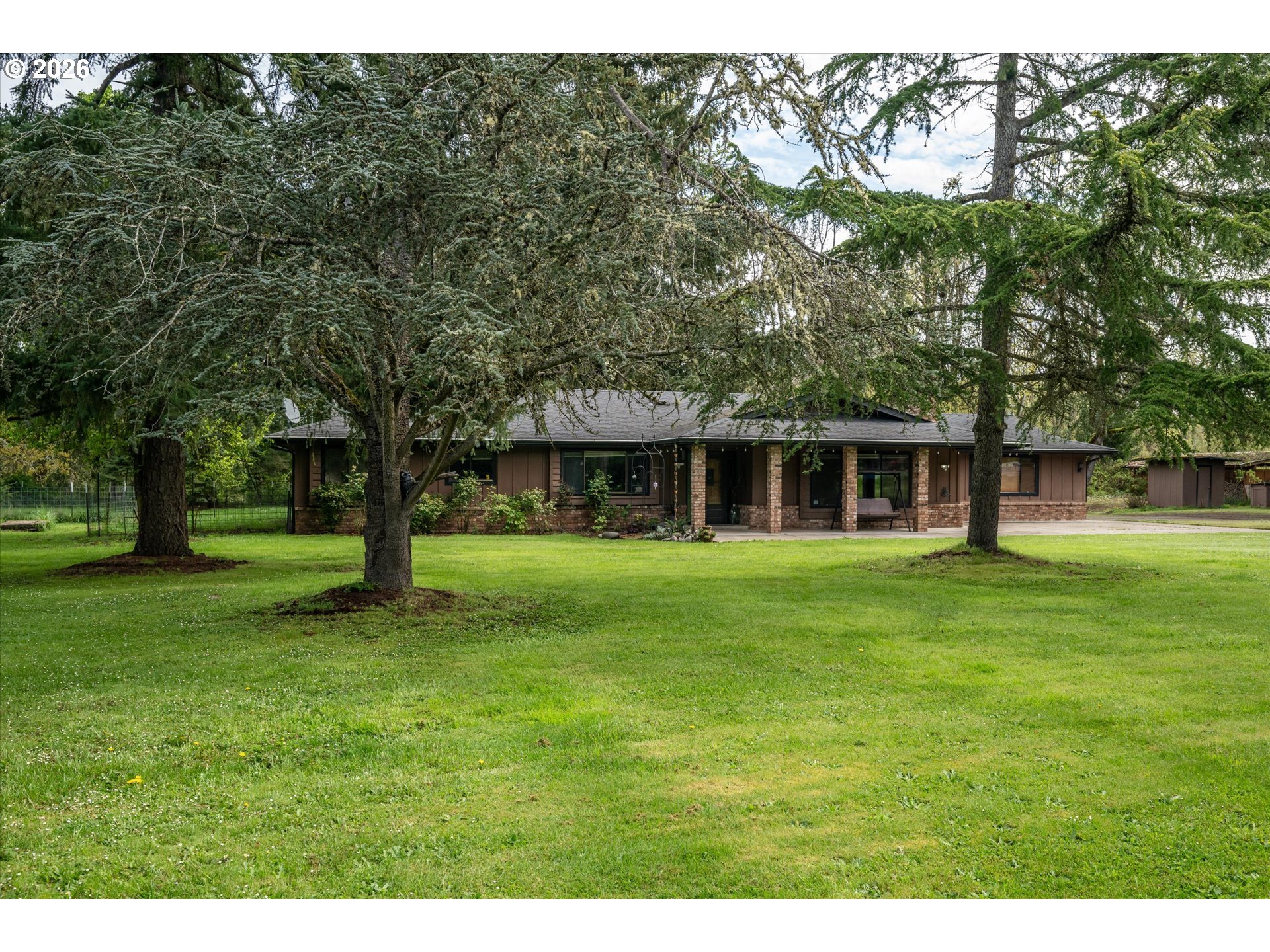 38613 Highway 58 Dexter, OR 97431 - Photo 4 of 30