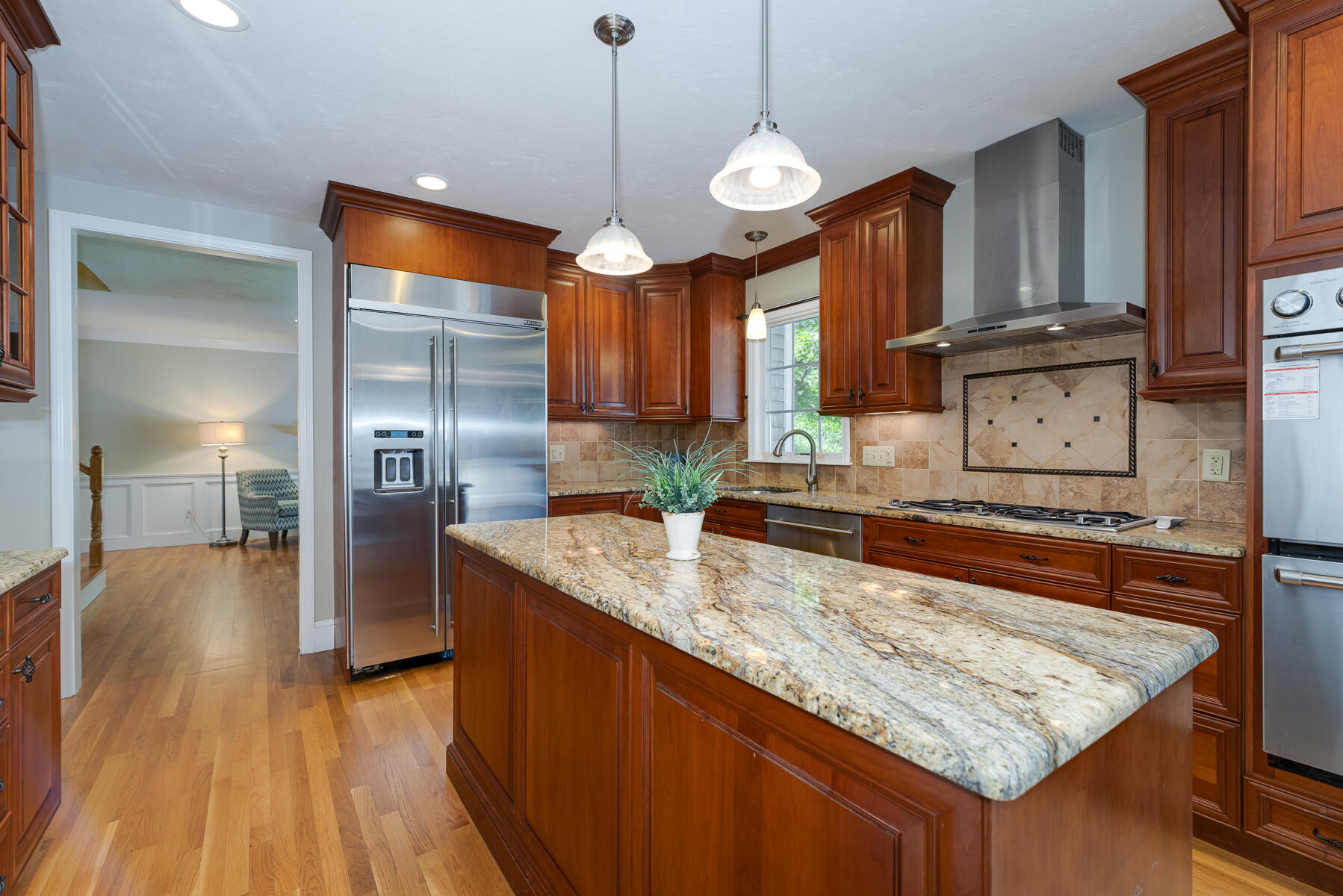 37 Whitmar Road Cotuit, MA 02635 - Photo 15 of 83 37 Whitmar-83