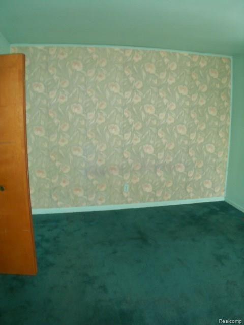 26670 Colgate Street Inkster, MI 48141 - Photo 5 of 10 5-Bedroom 1.JPG