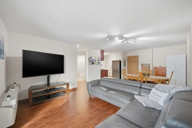 $159,900 | 5600 Astor Lane, Unit 315, Rolling Meadows, IL 60008