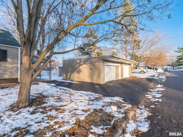 $137,500 | 1030 South 13th Street, Pekin, IL 61554