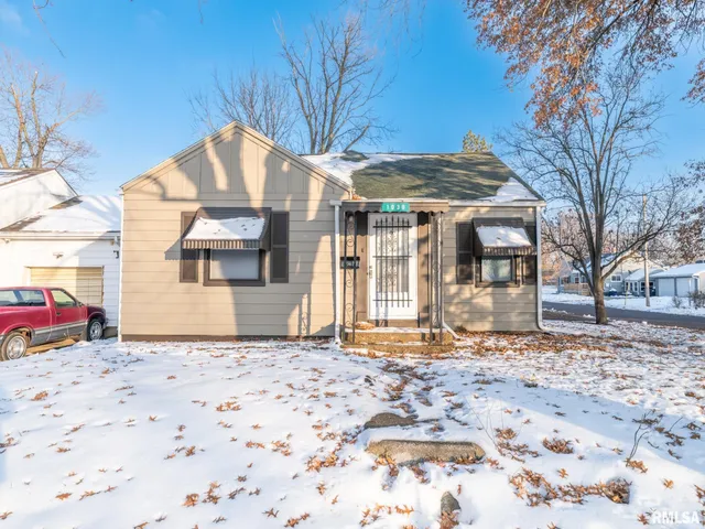 $137,500 | 1030 South 13th Street, Pekin, IL 61554