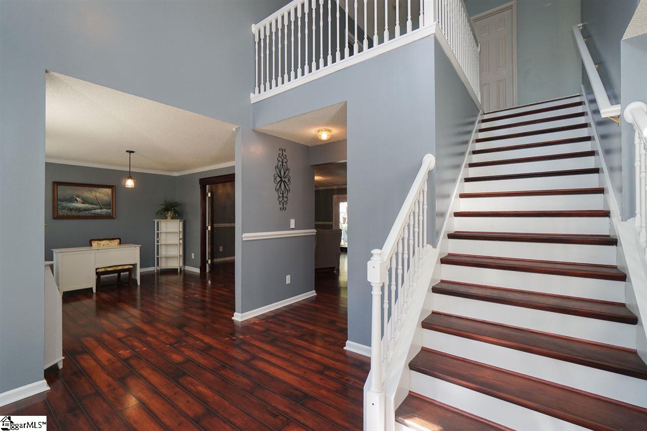 207 Old Orchard Road Greer, SC 29650 - Photo 4 of 30 Gallery Image 4