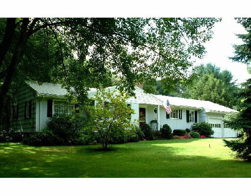17 Old Farm Road Dover, MA 02030 - Photo 1 of 1 Gallery Image 1