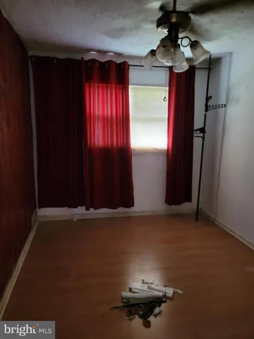 $110,000 | 930 Pine Road, Sharon Hill, PA 19079