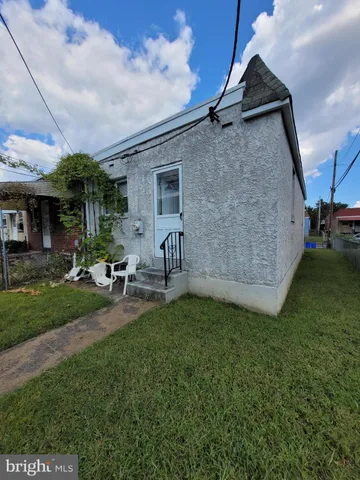 $110,000 | 930 Pine Road, Sharon Hill, PA 19079