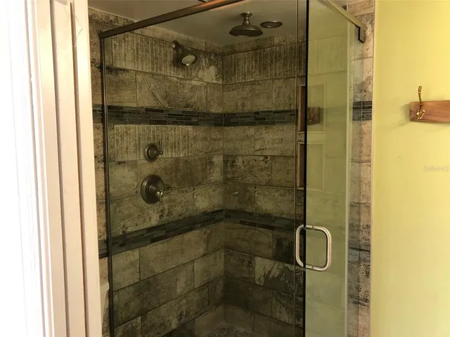 $2,650 | 301 South Gulfstream Avenue, Unit 301, Sarasota, FL 34236