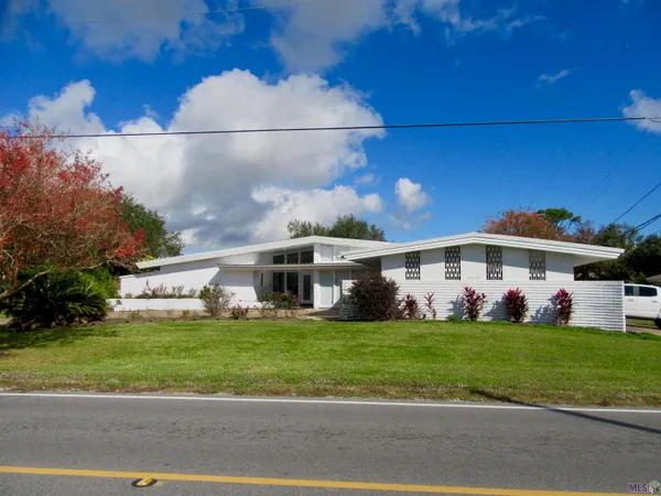 $180,000 | 18653 East Main Street, Galliano, LA 70354