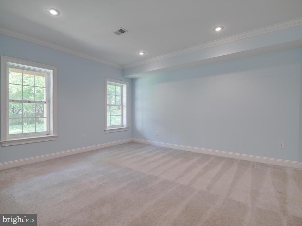 1645 Kirby Road McLean, VA 22101 - Photo 35 of 64