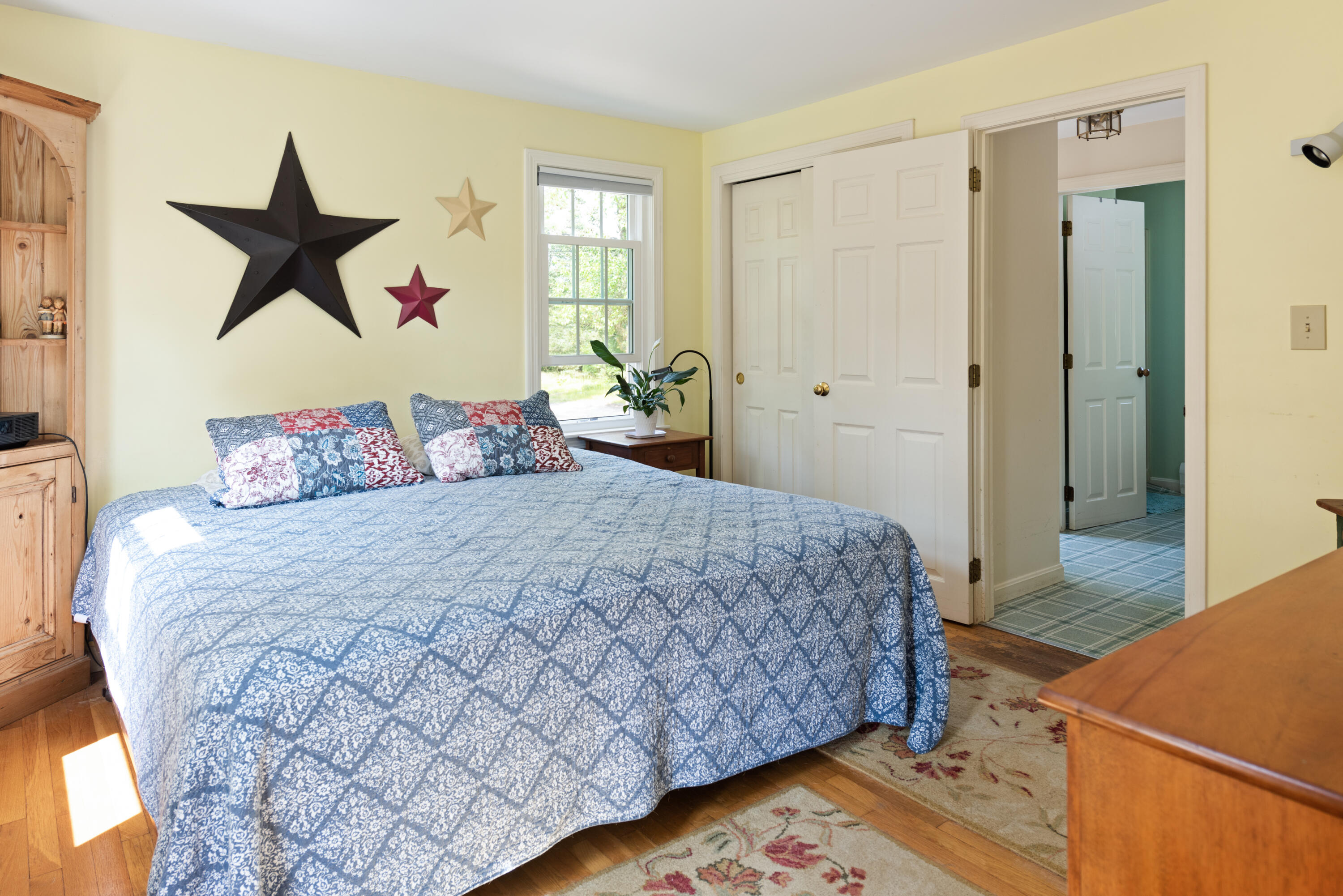 17 Goose Pond Road Chatham, MA 02633 - Photo 16 of 31 1st Floor Bedroom