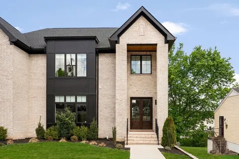 $1,699,900 | 268 38th Avenue North, Nashville, TN 37209