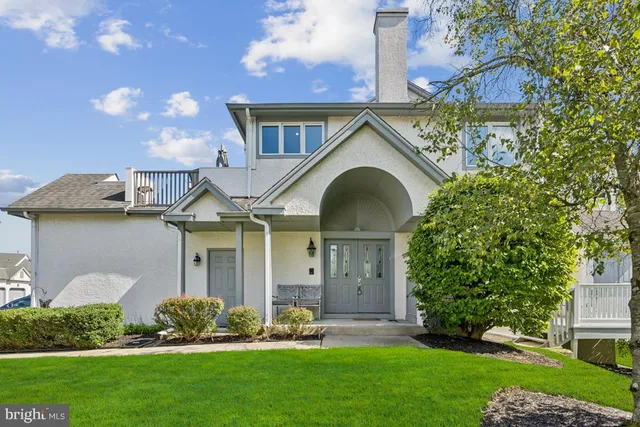 $425,000 | 422 Chanticleer, Cherry Hill, NJ 08003