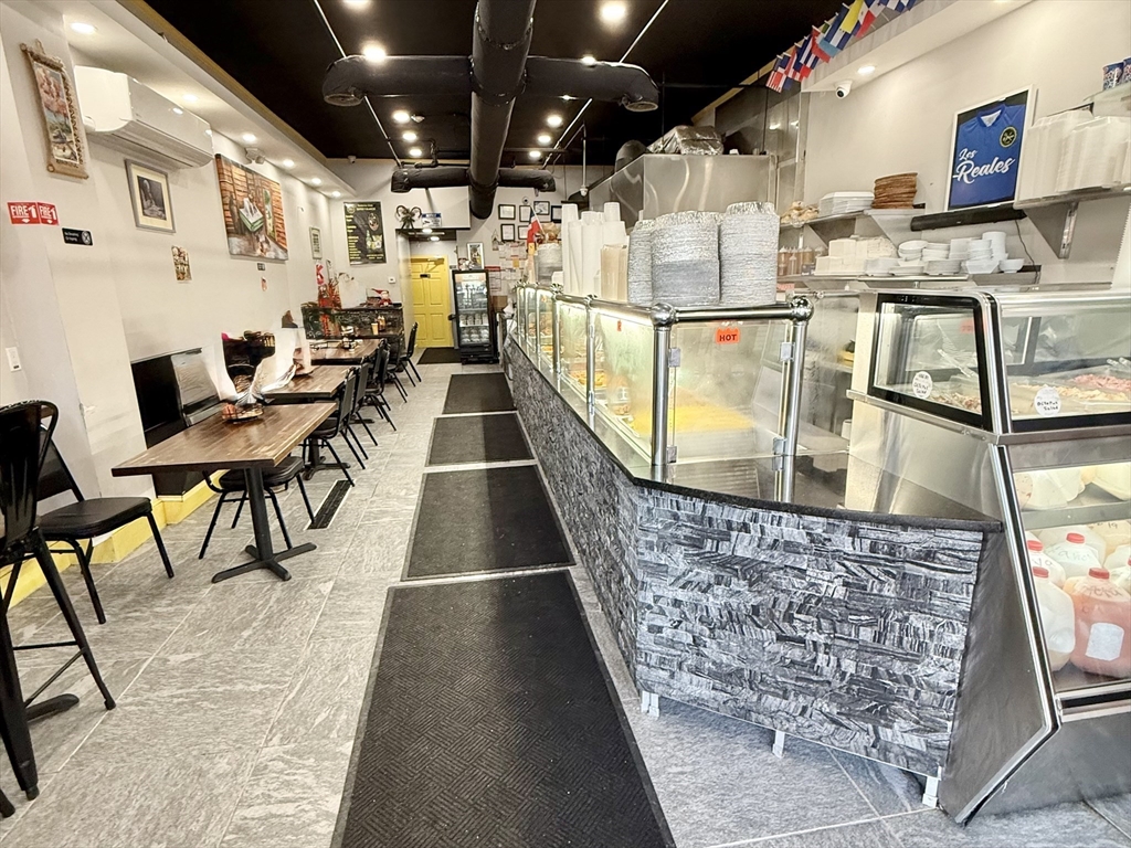 709 Main Street Worcester, MA 01608 - Photo 9 of 21