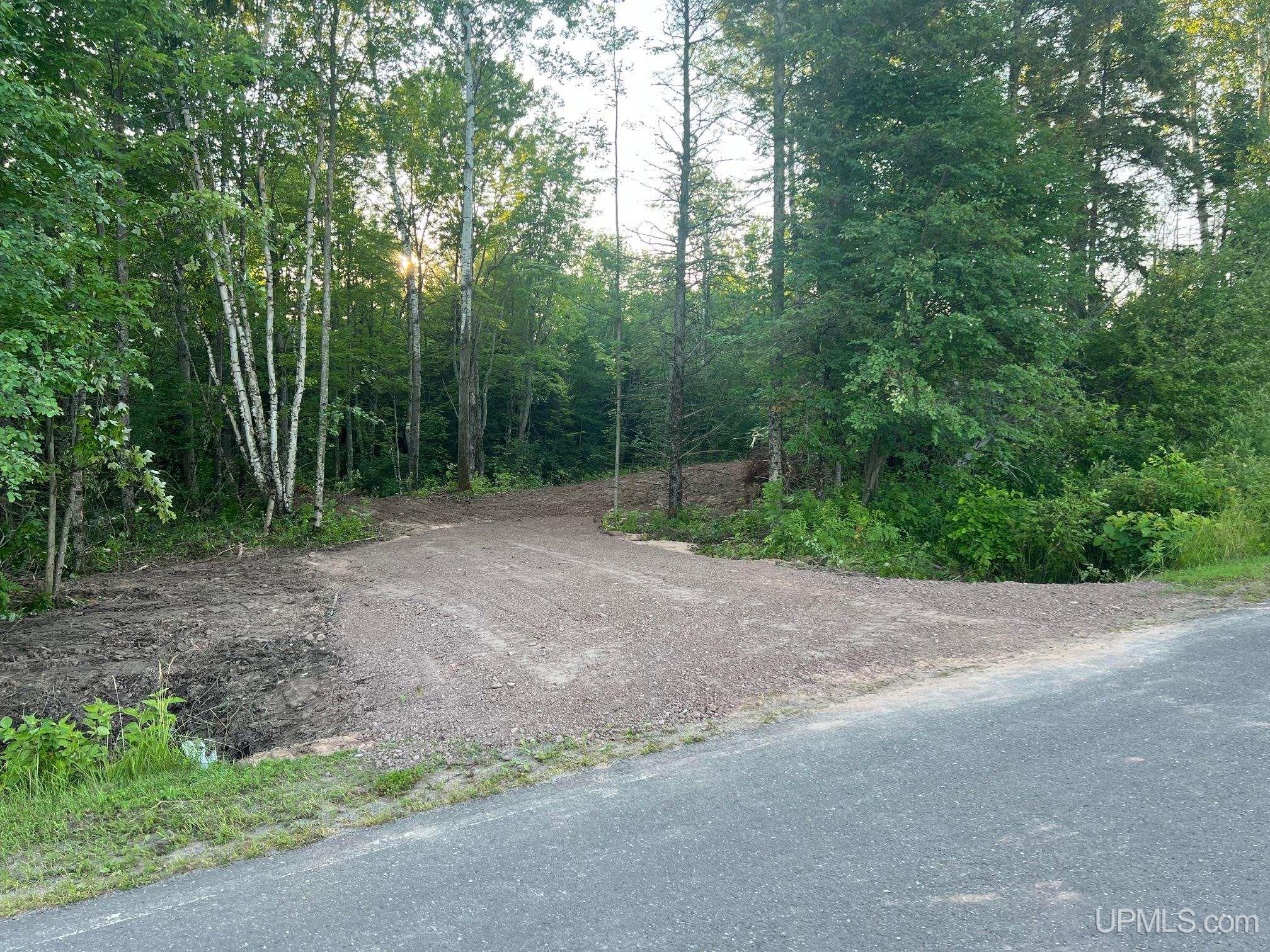 16130 Bellaire Road Baraga, MI 49908 - Photo 4 of 24