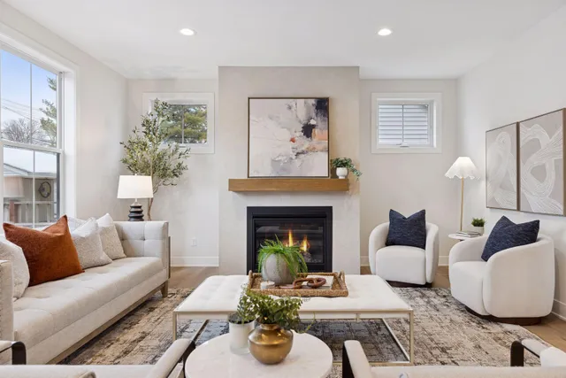 $1 | 330 11th Avenue North, Hopkins, MN 55343