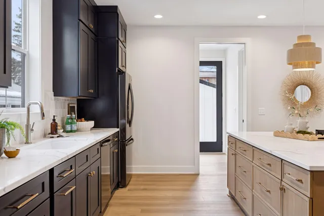 $1 | 330 11th Avenue North, Hopkins, MN 55343