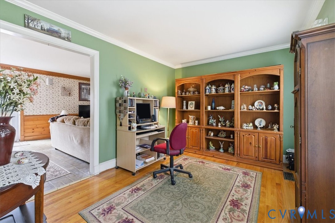14110 Howlett Line Drive Colonial Heights, VA 23834 - Photo 7 of 44 a view of a livingroom with workspace and a window