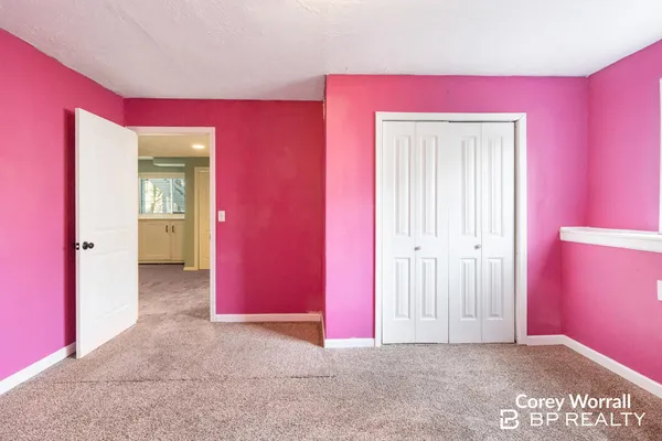 $360,000 | 7115 12th Avenue, Jenison, MI 49428