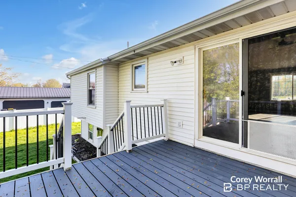 $360,000 | 7115 12th Avenue, Jenison, MI 49428