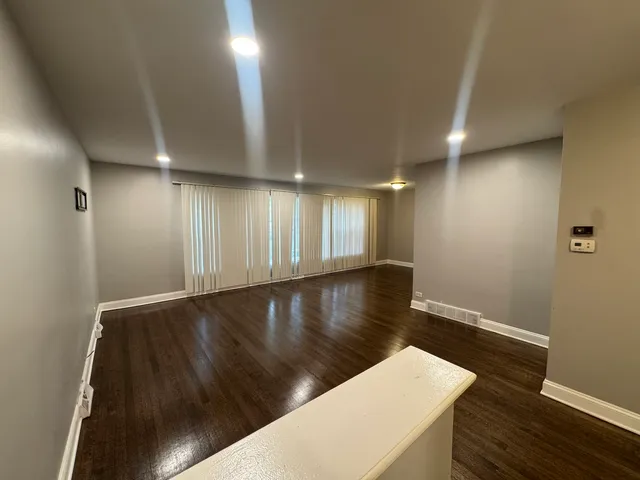 wooden floor in an empty room with wooden floor