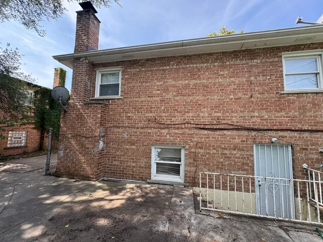 $2,850 | 15125 East End Avenue, Dolton, IL 60419