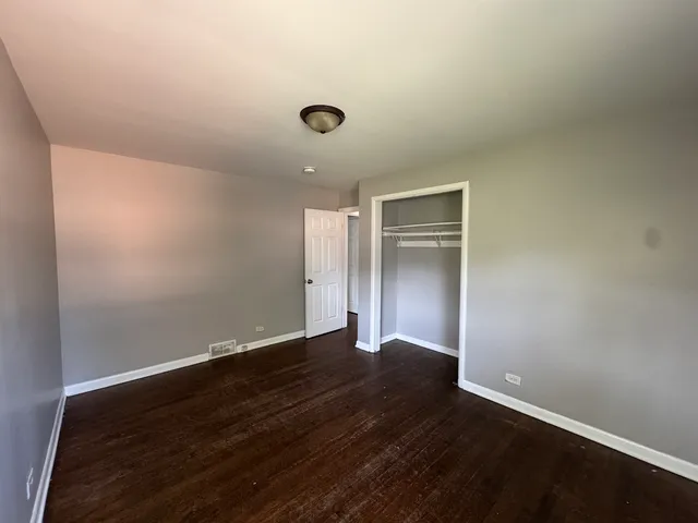 $2,850 | 15125 East End Avenue, Dolton, IL 60419