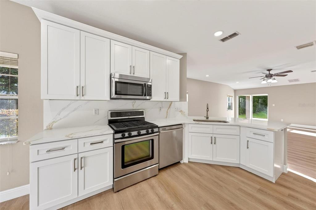 305 Ridgeway Boulevard DeLand, FL 32724 - Photo 13 of 44