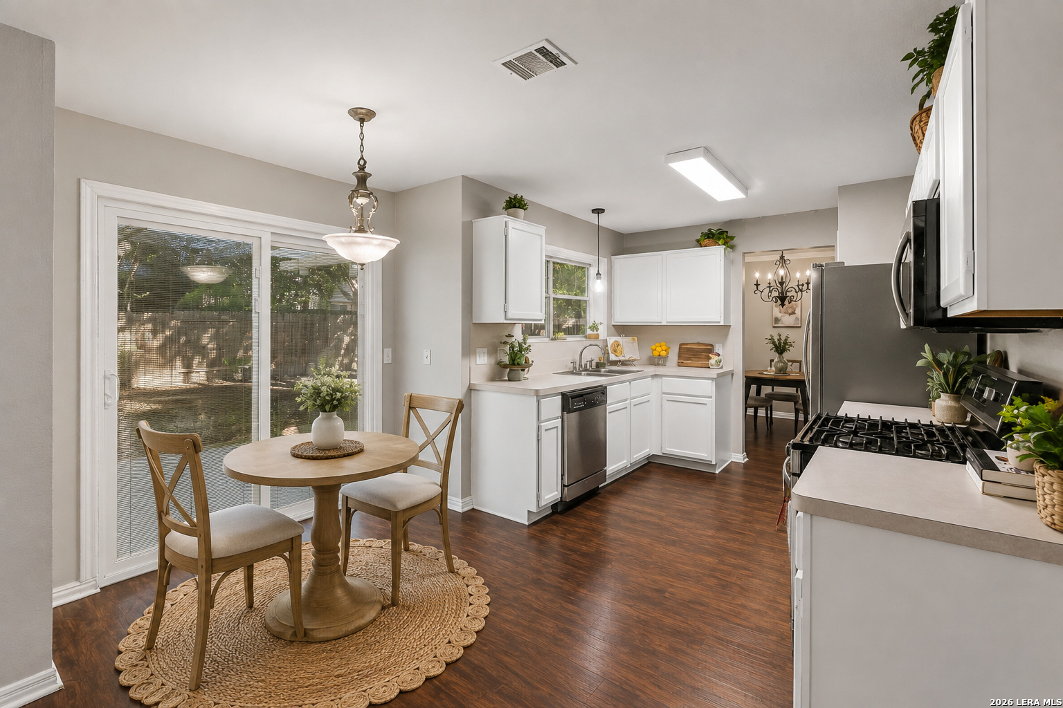 10431 Mustang Ridge Converse, TX 78109 - Photo 14 of 49 Gallery Image 14