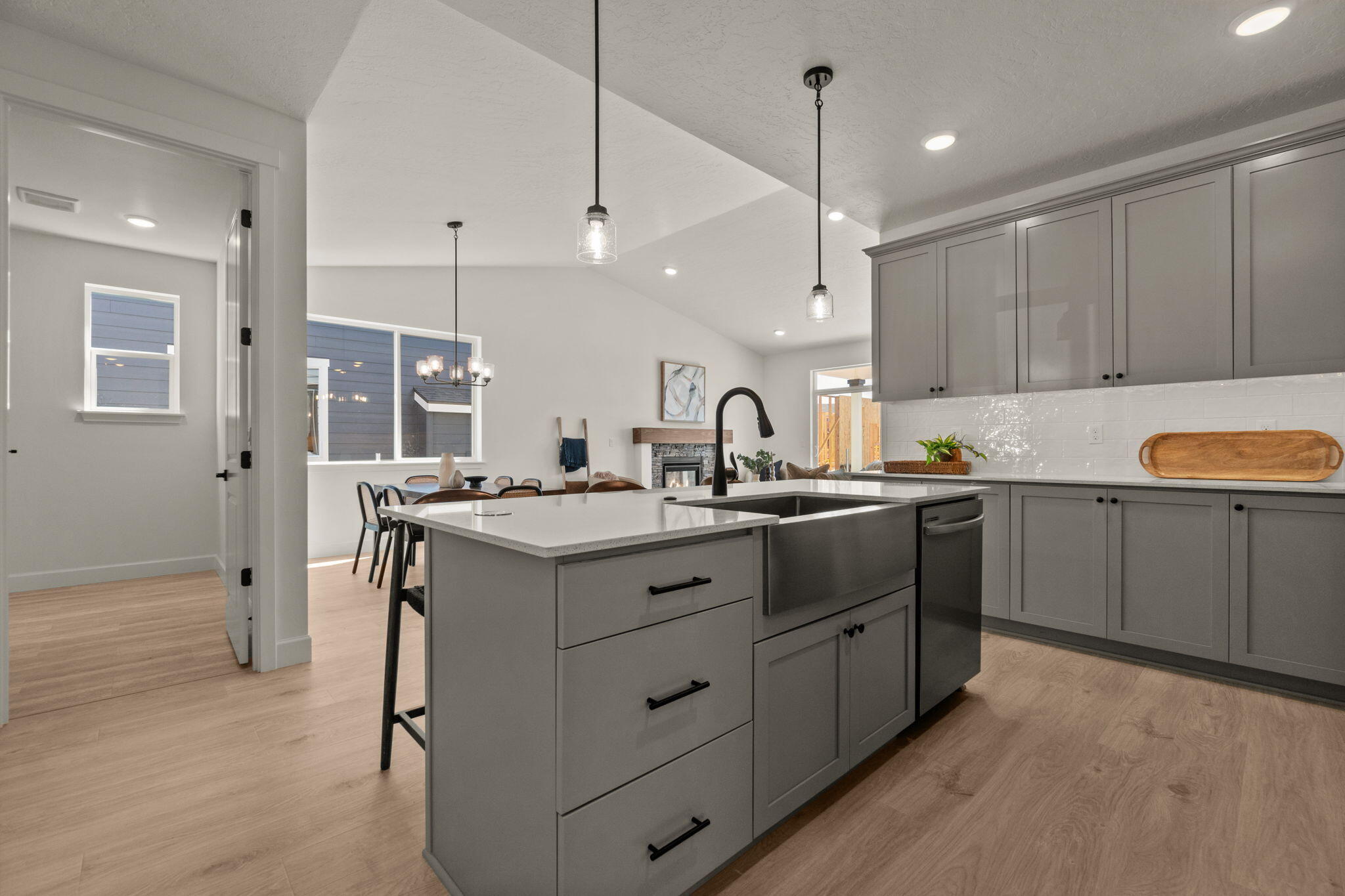 2853 Northeast Wells Acres Road, Unit 15 Bend, OR 97701 - Photo 11 of 28 Lots of cabinet space
