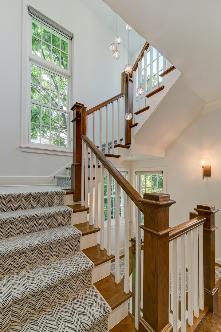 121 East 4th Street Hinsdale, IL 60521 - Photo 37 of 60