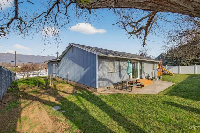 $354,900 | 1471 16th Avenue, Clarkston, WA 99403