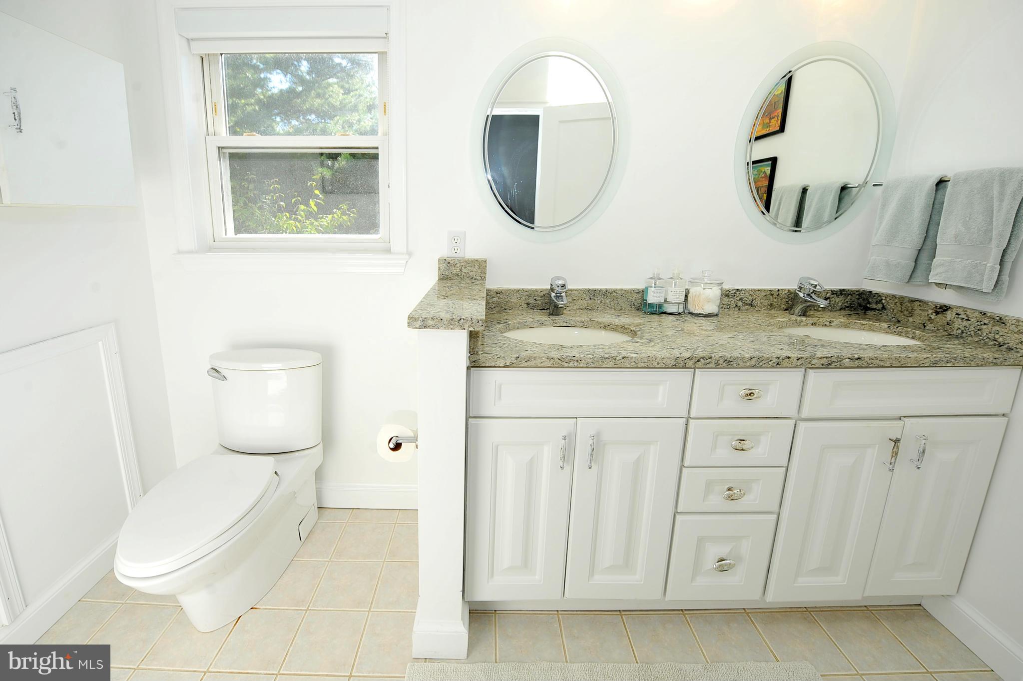 5900 Conway Road Bethesda, MD 20817 - Photo 22 of 30 Bath