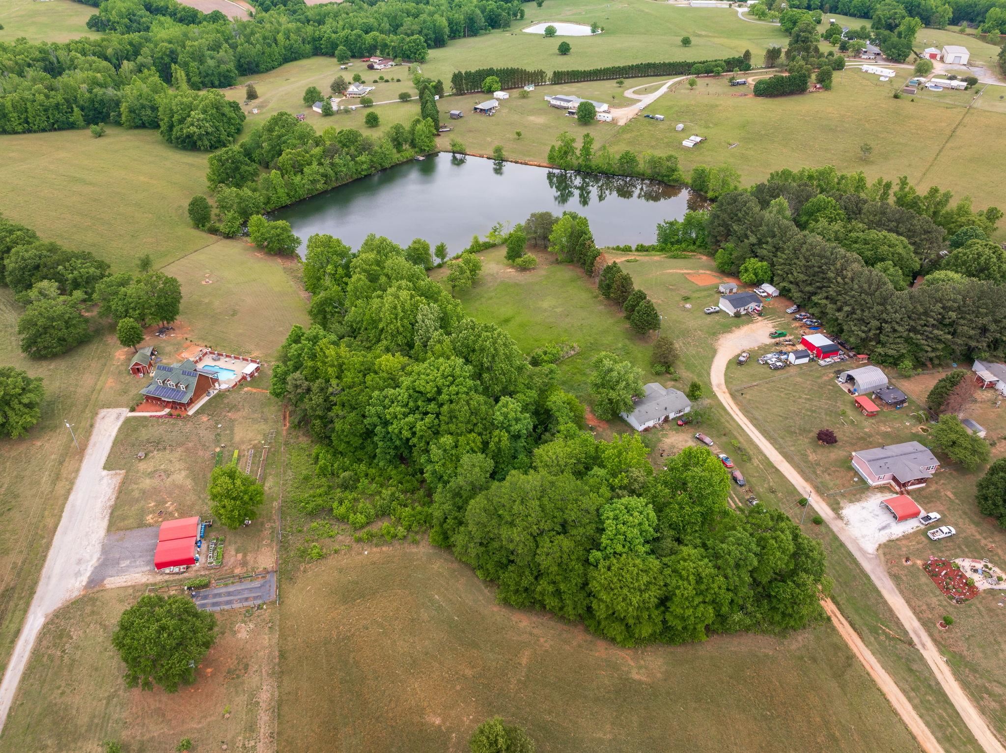 901 Iron Bridge Road Cowpens, SC 29330 - Photo 2 of 8