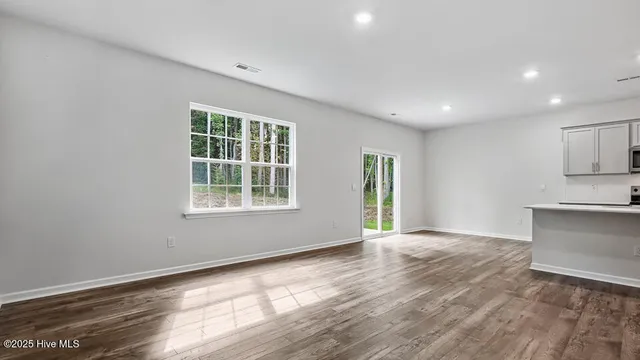 $339,490 | 230 Lake Tyler Drive, New Bern, NC 28560