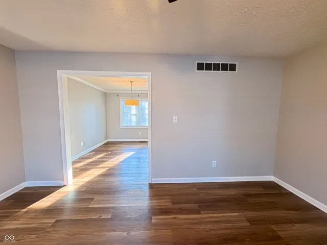 $349,900 | 1045 Swinford Street, Shelbyville, IN 46176