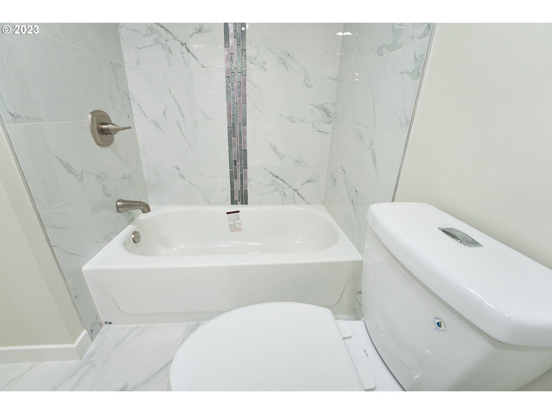 17655 Bluff Road, Unit 41 Sandy, OR 97055 - Photo 16 of 21 a bathroom with a sink a toilet and shower