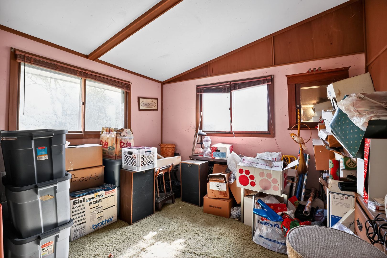 21364 Burr Oak Road Harvard, IL 60033 - Photo 15 of 15 a storage room with washer and dryer