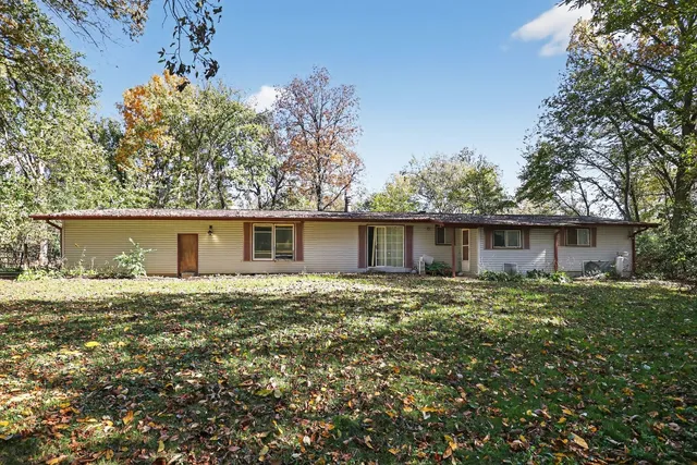 a house view with a outdoor space
