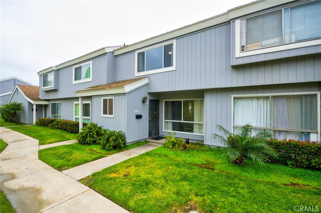 23507 Twin Spring Lane Diamond Bar, CA 91765 - Photo 3 of 27 a view of a house with a yard and plants