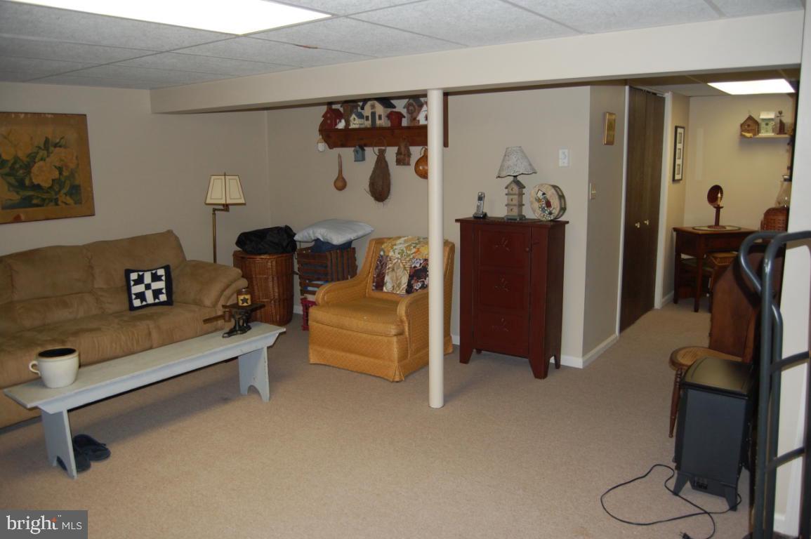 1011 Williamsburg Road Lancaster, PA 17603 - Photo 20 of 27 Gallery Image 20