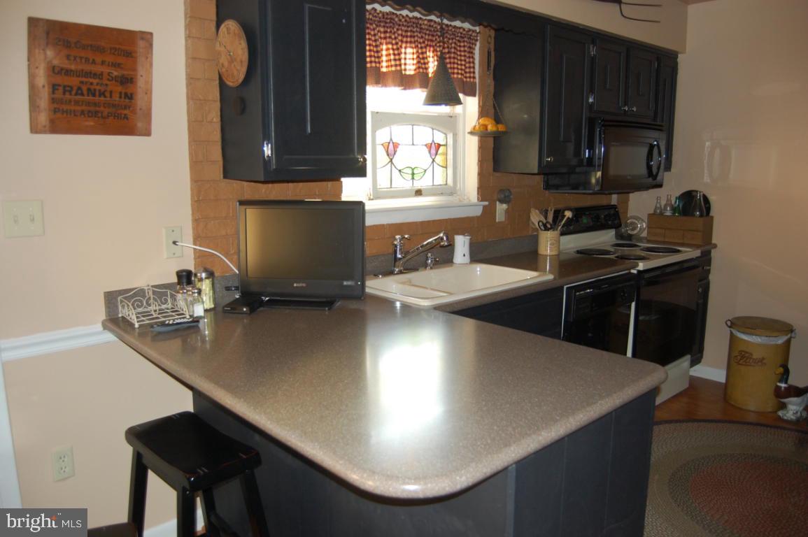 1011 Williamsburg Road Lancaster, PA 17603 - Photo 10 of 27 Gallery Image 10