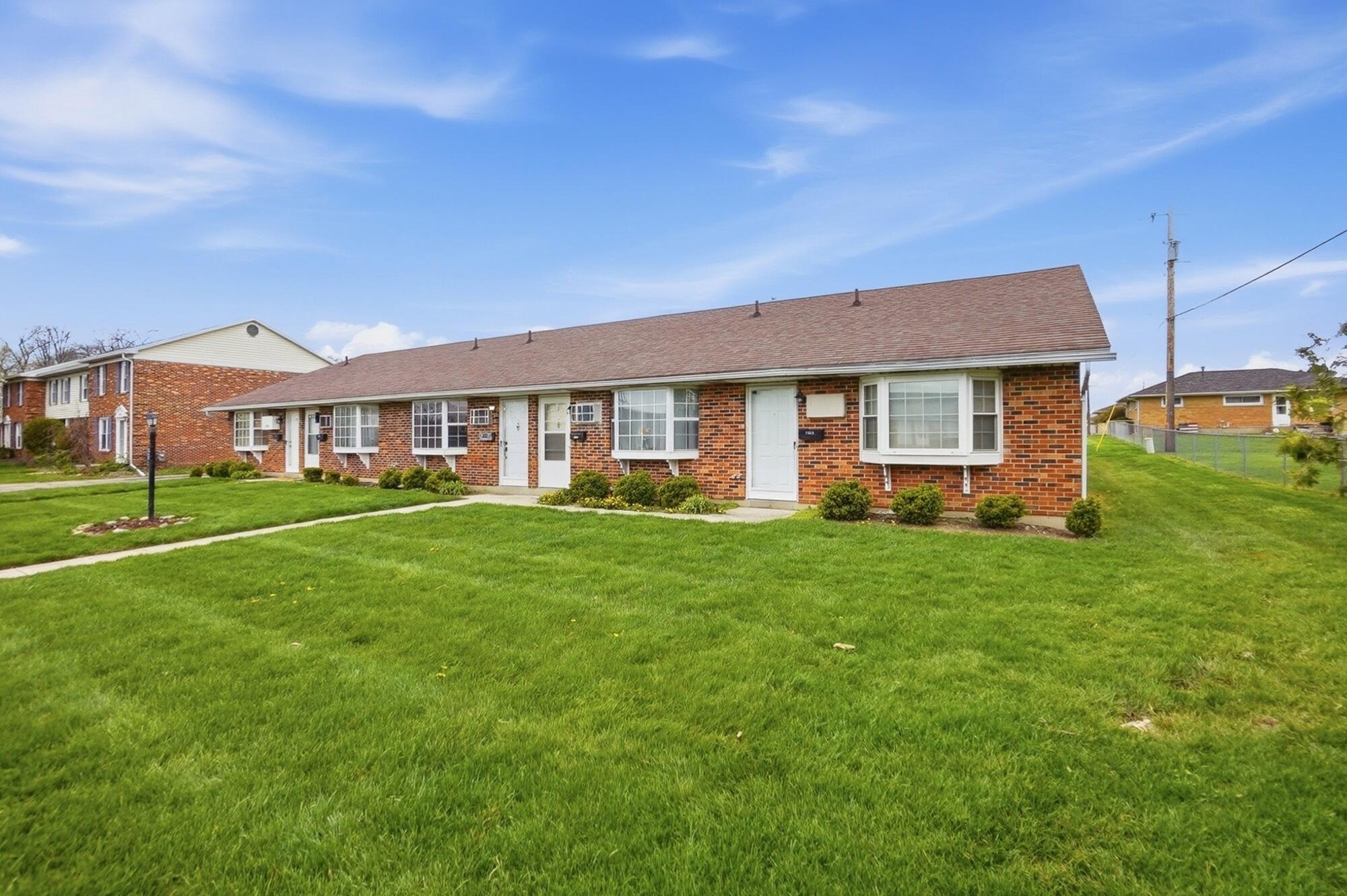 1052 Cheyenne Avenue, Unit 1052 Springfield, OH 45503 - Photo 3 of 26