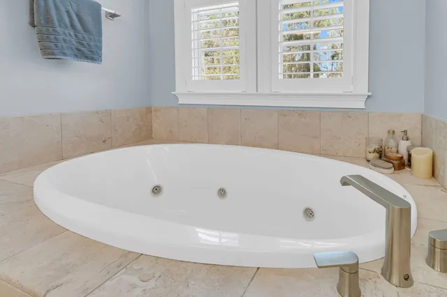 $1,195,000 | 1052 Bradbury Lane, Charleston, SC 29492