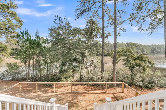 $1,195,000 | 1052 Bradbury Lane, Charleston, SC 29492